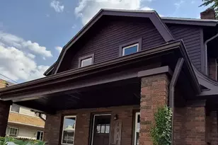 1918 Auburn St, Rockford, IL 61103 - Photo 2