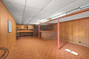 1111 20th St, Rockford, IL 61104 - Photo 34