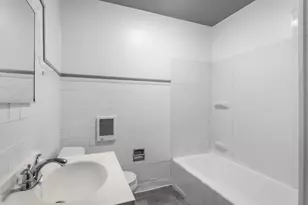 1111 20th St, Rockford, IL 61104 - Photo 32