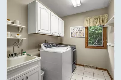8647 Oakwood Glen Drive, Rockford, IL 61108 - Photo 24