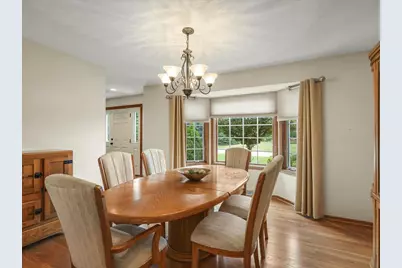 8647 Oakwood Glen Drive, Rockford, IL 61108 - Photo 6