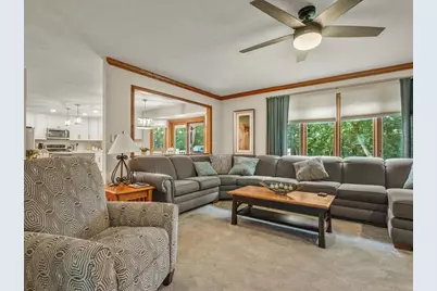 8647 Oakwood Glen Drive, Rockford, IL 61108 - Photo 12