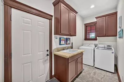 6871 Montague Road, Rockford, IL 61102 - Photo 24