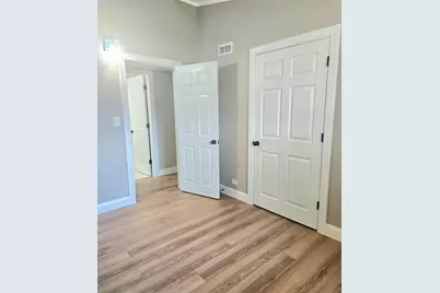 421 E Main Street, Rockton, IL 61072 - Photo 8