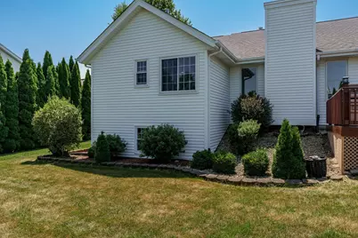 6672 Lindbloom Lane, Cherry Valley, IL 61016 - Photo 28