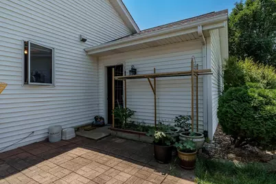 6672 Lindbloom Lane, Cherry Valley, IL 61016 - Photo 26