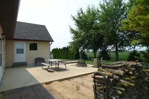 729 Meadow Ridge Ln, Lena, IL 61048 - Photo 42