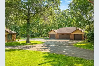 2856 W Forest Road, Freeport, IL 61032 - Photo 2
