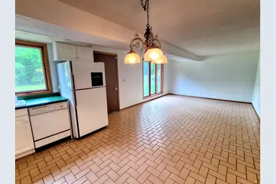 2856 W Forest Road, Freeport, IL 61032 - Photo 34