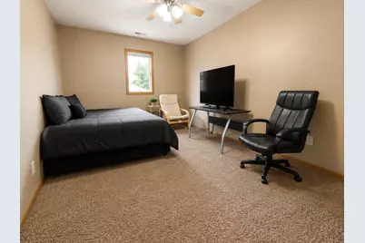 1207 W American Street, Freeport, IL 61032 - Photo 20