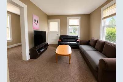 1207 W American Street, Freeport, IL 61032 - Photo 10
