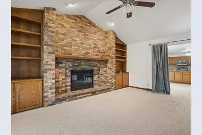 1301 Albany Lane, Rockford, IL 61107 - Photo 18