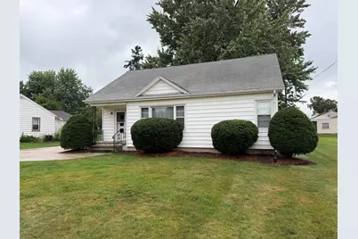 408 N Maple Avenue, Forreston, IL 61030 - Photo 2