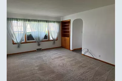 408 N Maple Avenue, Forreston, IL 61030 - Photo 4