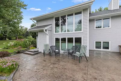 6232 Pennsbury Drive, Cherry Valley, IL 61016 - Photo 2