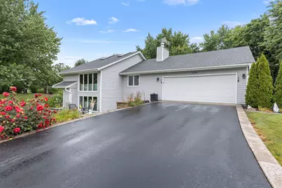 6232 Pennsbury Drive, Cherry Valley, IL 61016 - Photo 28