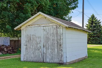 107 S 5th Avenue, Forreston, IL 61030 - Photo 24