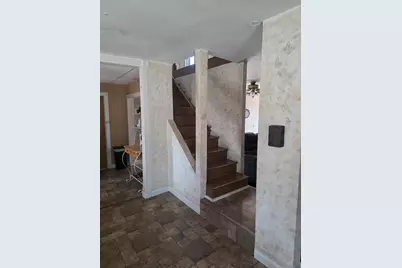708 S Blackhawk, Freeport, IL 61032 - Photo 14