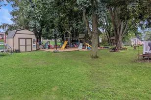 808 Virginia Ave, Lena, IL 61048 - Photo 22