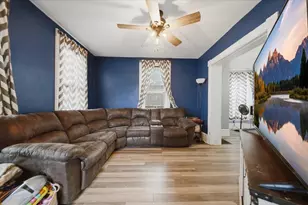 319 S Hennepin, Dixon, IL 61021 - Photo 6