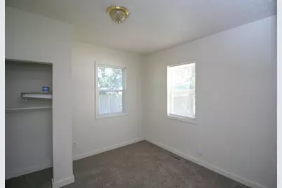 220 Shoreland Road, Machesney Park, IL 61115 - Photo 14