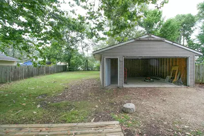 220 Shoreland Road, Machesney Park, IL 61115 - Photo 6
