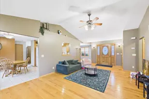 2819 Mary St, Belvidere, IL 61008 - Photo 14
