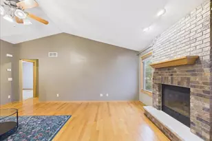 2819 Mary St, Belvidere, IL 61008 - Photo 16