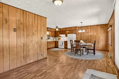 128 Warren Avenue, Rockford, IL 61107 - Photo 10