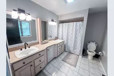 916 W Town Line Road, Leaf River, IL 61047 - Photo 24