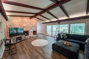 916 W Town Line Rd, Leaf River, IL 61047 - Photo 12