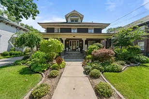 708 Seminary St, Rockford, IL 61104 - Photo 1