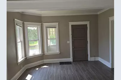 317 N Hinkley Avenue, Rockford, IL 61101 - Photo 6