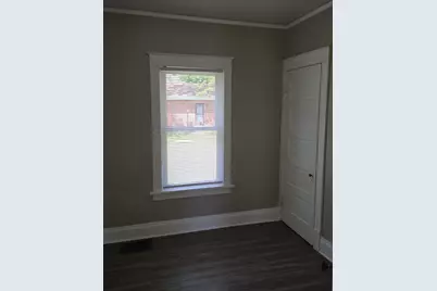317 N Hinkley Avenue, Rockford, IL 61101 - Photo 12