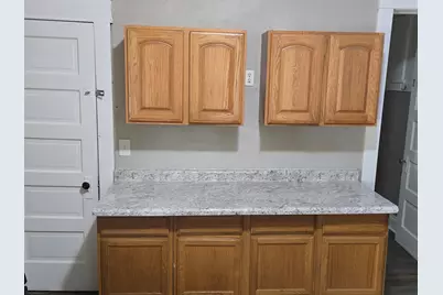317 N Hinkley Avenue, Rockford, IL 61101 - Photo 8