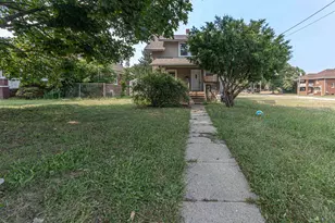 1207 Montague St, Rockford, IL 61102 - Photo 1