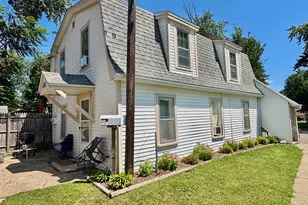 524 W Harrison St, Belvidere, IL 61008 - Photo 6