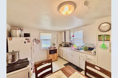 524 W Harrison Street, Belvidere, IL 61008 - Photo 22