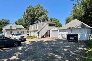 524 W Harrison St, Belvidere, IL 61008 - Photo 8