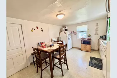 524 W Harrison Street, Belvidere, IL 61008 - Photo 24