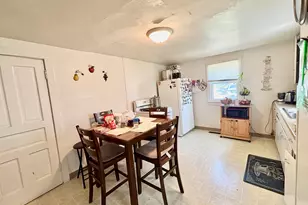 524 W Harrison St, Belvidere, IL 61008 - Photo 24