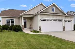 676 Savanna Dr, Hampshire, IL 60140 - Photo 1