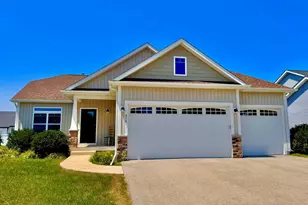 676 Savanna Dr, Hampshire, IL 60140 - Photo 1