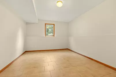 6541 Erin Way, Roscoe, IL 61073 - Photo 16