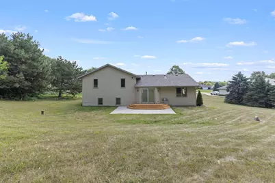 6541 Erin Way, Roscoe, IL 61073 - Photo 22