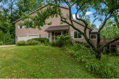 8351 Snaresbrook Road, Roscoe, IL 61073 - Photo 2