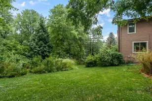 8351 Snaresbrook Rd, Roscoe, IL 61073 - Photo 22