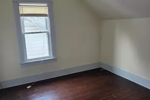 1325 S High Ave, Freeport, IL 61032 - Photo 14