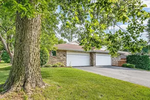 6616 Sandalwood Close, Rockford, IL 61108 - Photo 1