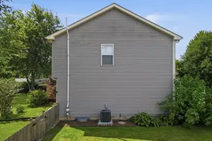 3464 Basswood Ln, Dekalb, IL 60115 - Photo 30